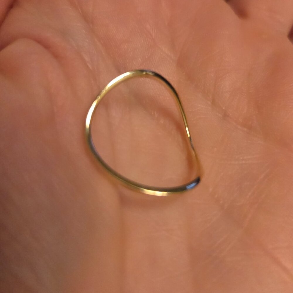 Mejuri figure stacker ring